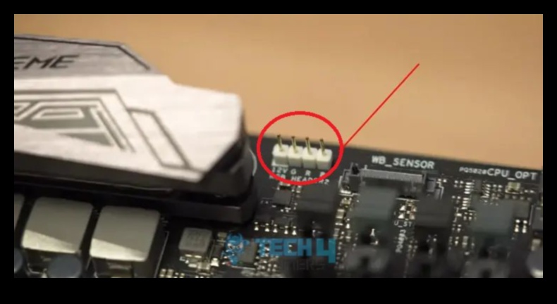 הדלק את המחשב שלך עם Motherboard RGB Headers 2 כותרות RGB של לוח אם: חיבור ושליטה בתאורה שלך