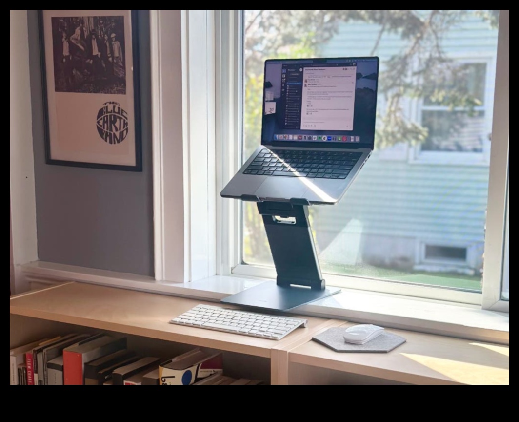 עימות מעמד למחשב נייד: הרם את המכשיר שלך לשיפור ארגונומיה